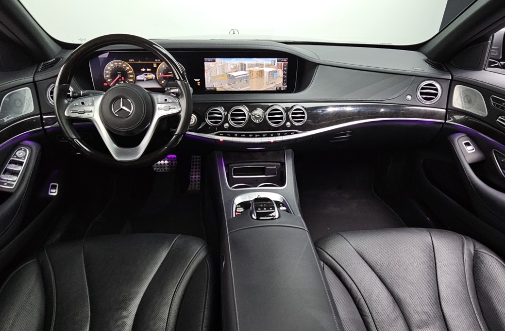 Mercedes-Benz S-Class W222