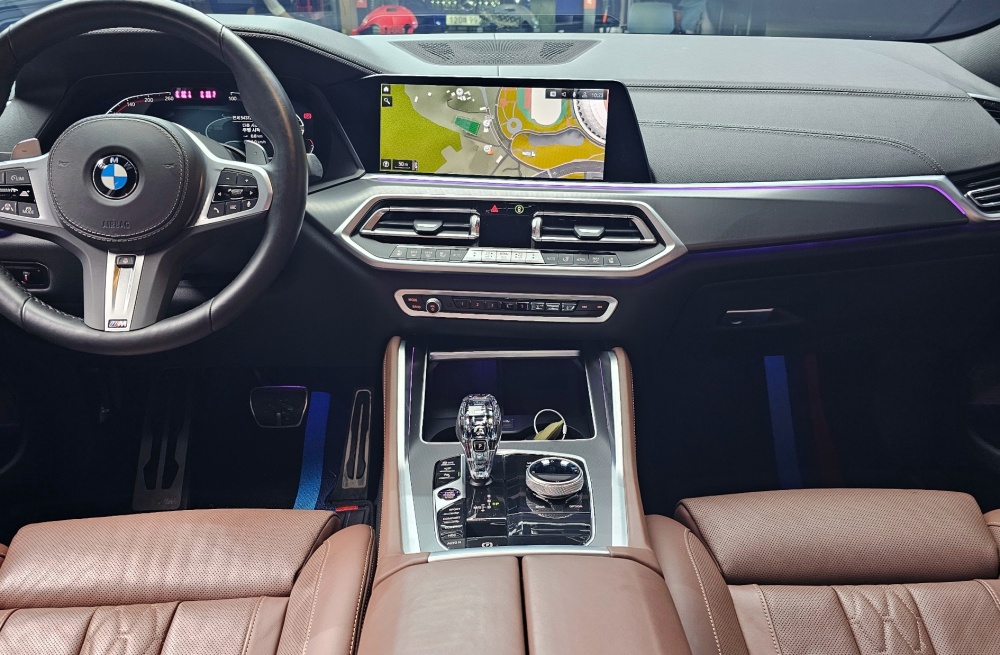 BMW X6 (G06)