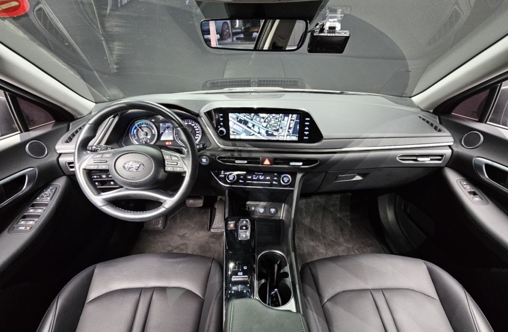 Hyundai Sonata Hybrid (DN8)