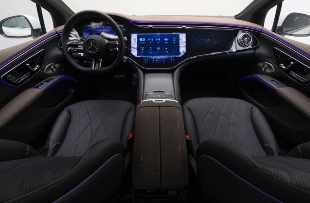 Mercedes-Benz EQS V297