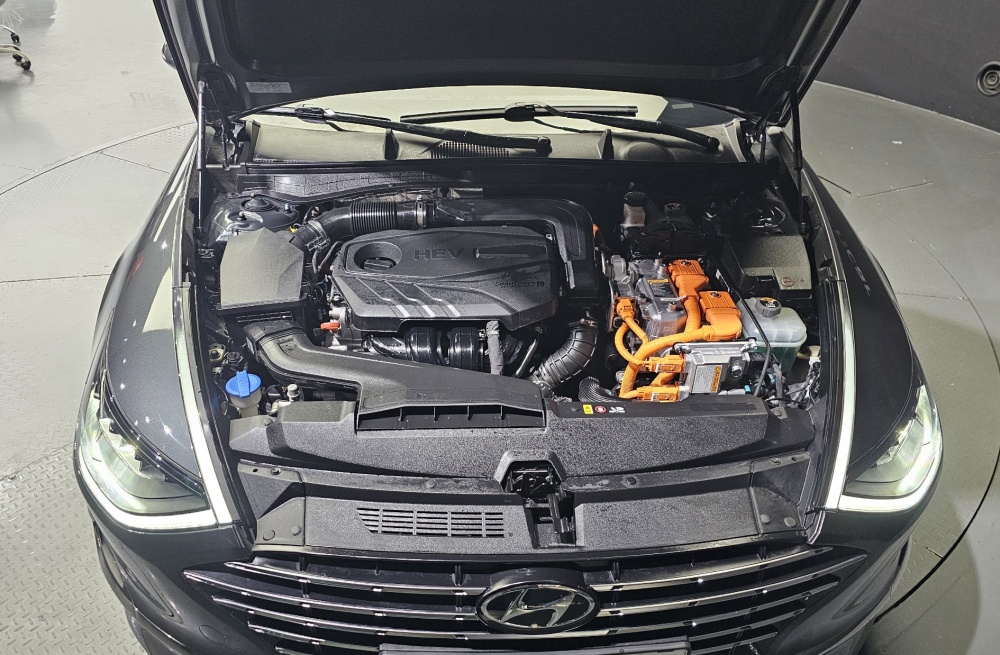 Hyundai Sonata Hybrid (DN8)