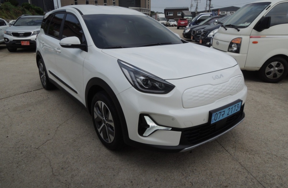 Kia niro plus