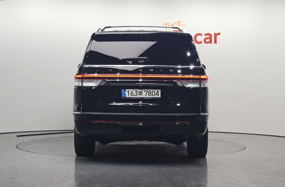 Lincoln Navigator 4th generation