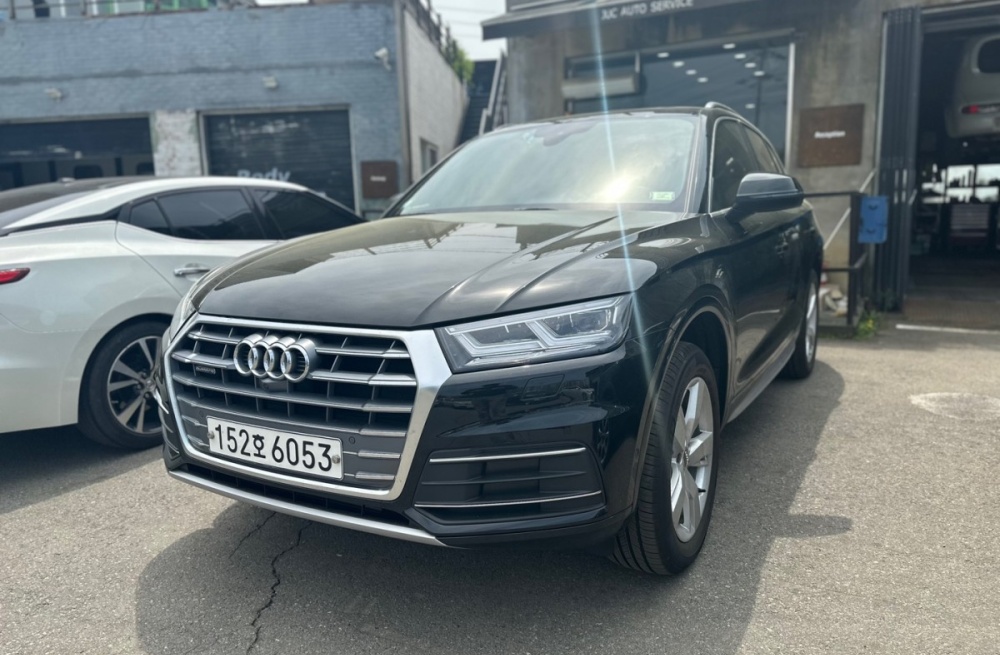 Audi Q5 (FY)