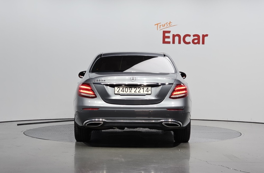 Mercedes-Benz E-Class W213