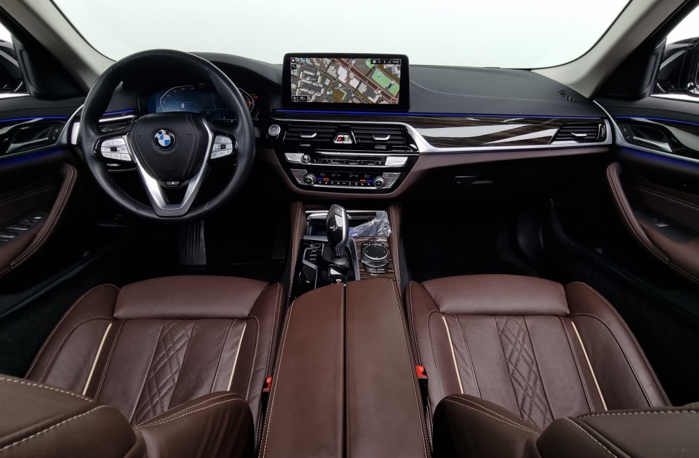 BMW 5 series (G30)