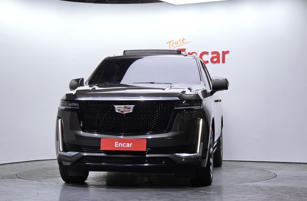 Cadillac Escalade 5th Gen
