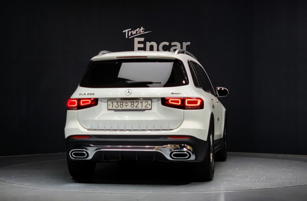 Mercedes-Benz GLB-Class X247