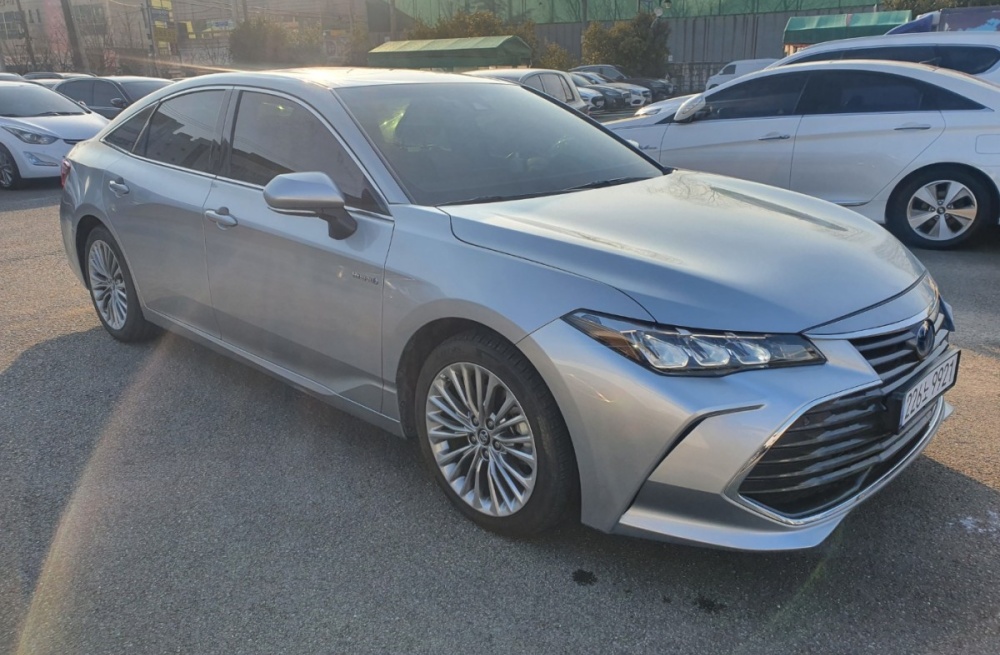 Toyota Avalon 5th generation