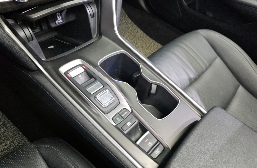 Honda Accord 10th Gen