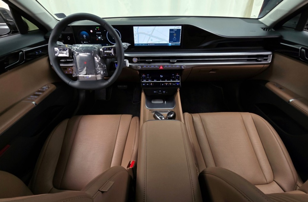 Hyundai Grandeur Hybrid (GN7)