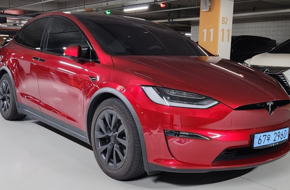 Tesla Model X