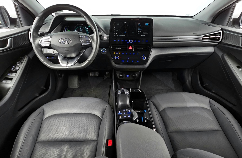Hyundai The new Ioniq electric