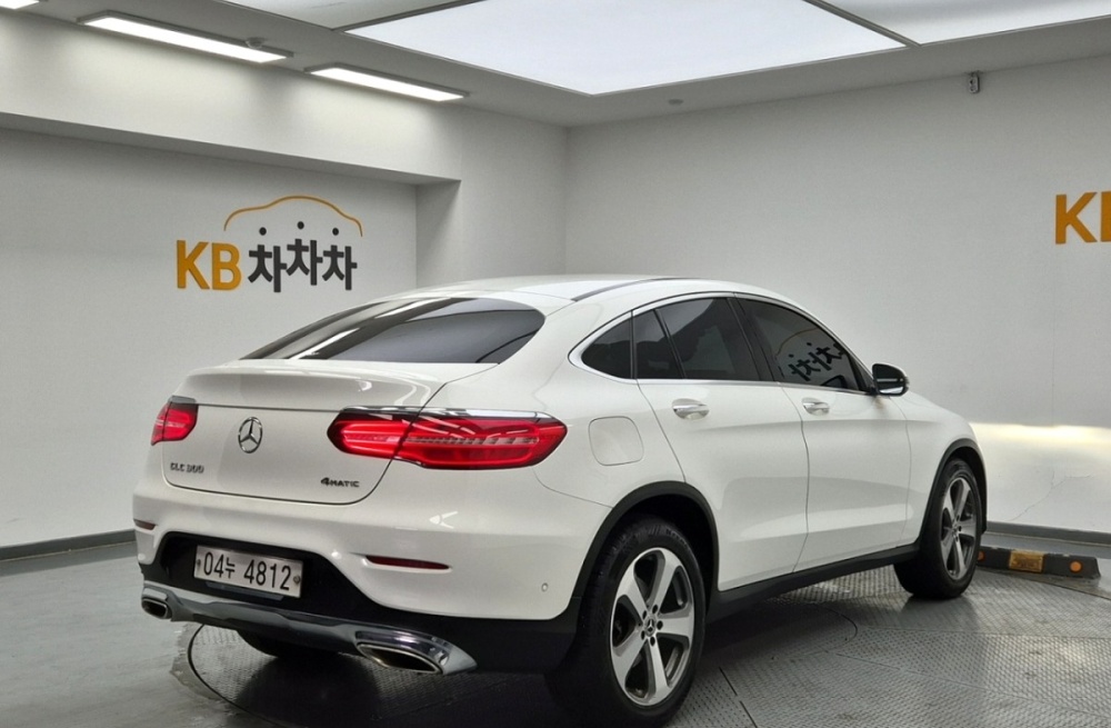 Mercedes-Benz GLC-Class X253