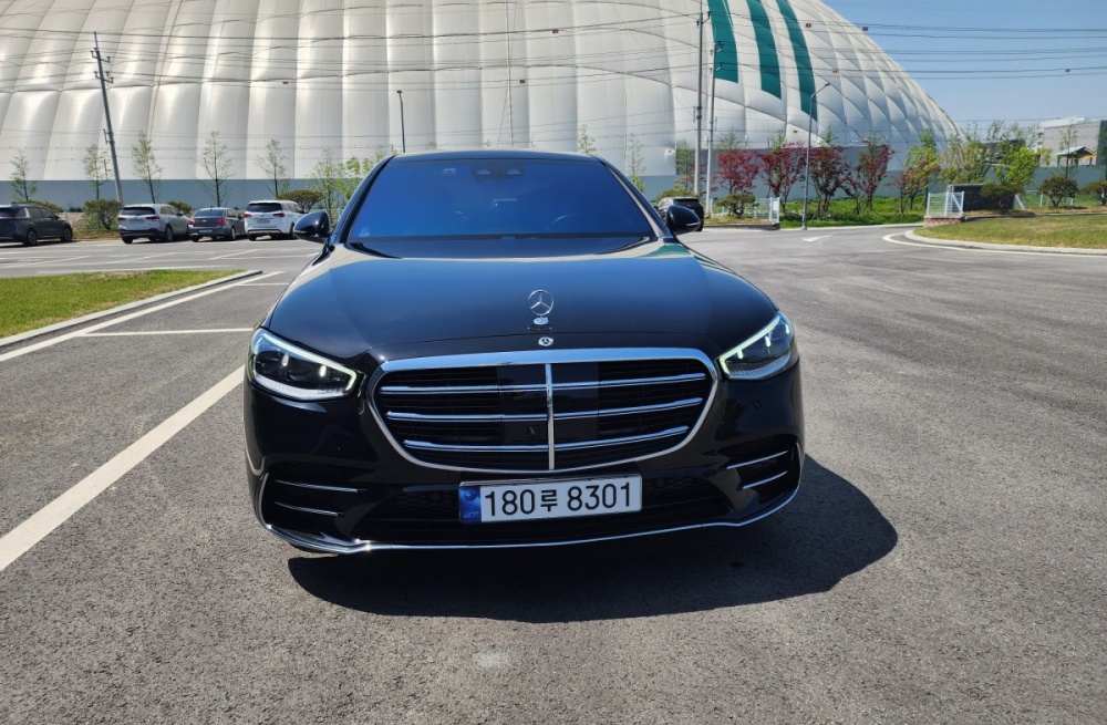 Mercedes-Benz S-Class W223