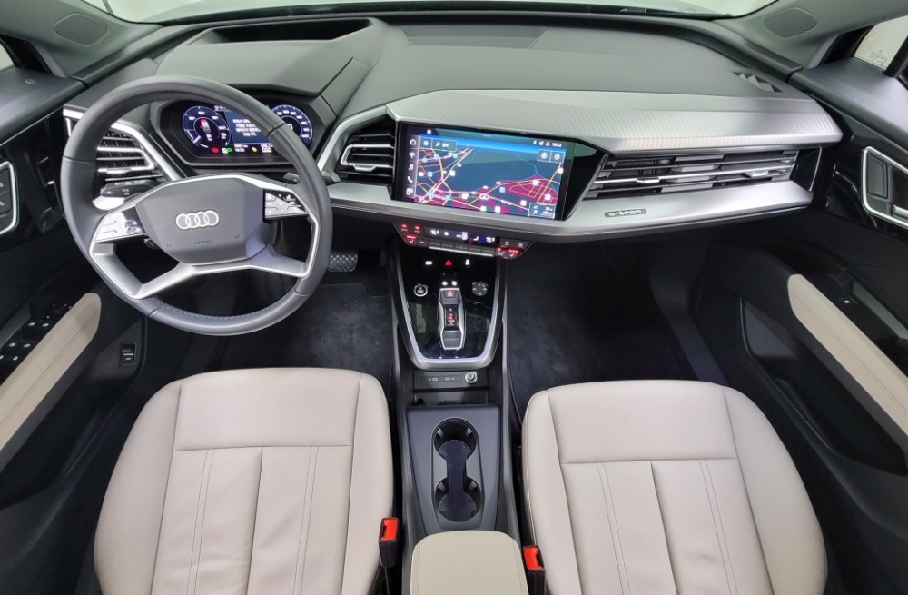Audi Q4