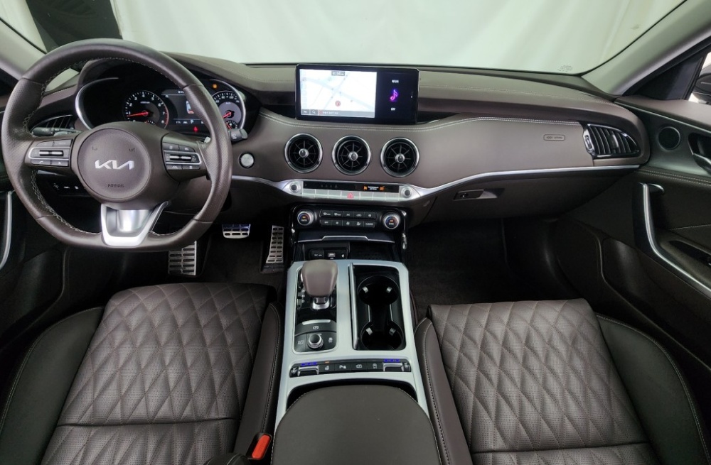 Kia Stinger Meister