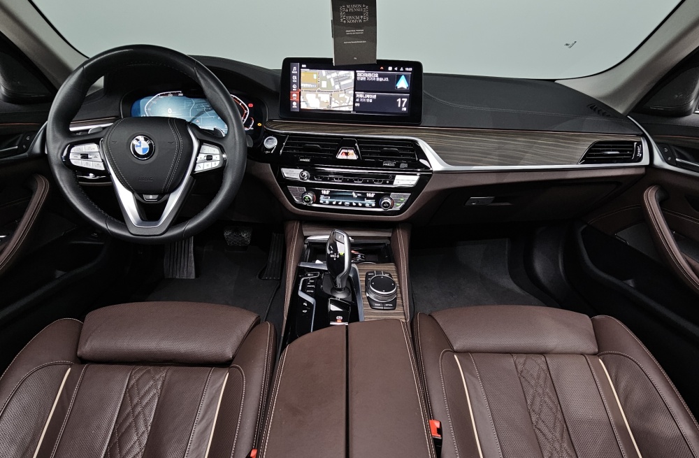 BMW 5 series (G30)