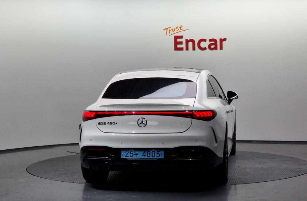 Mercedes-Benz EQS V297