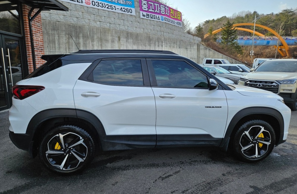 Chevrolet (GM Daewoo) trail blazer