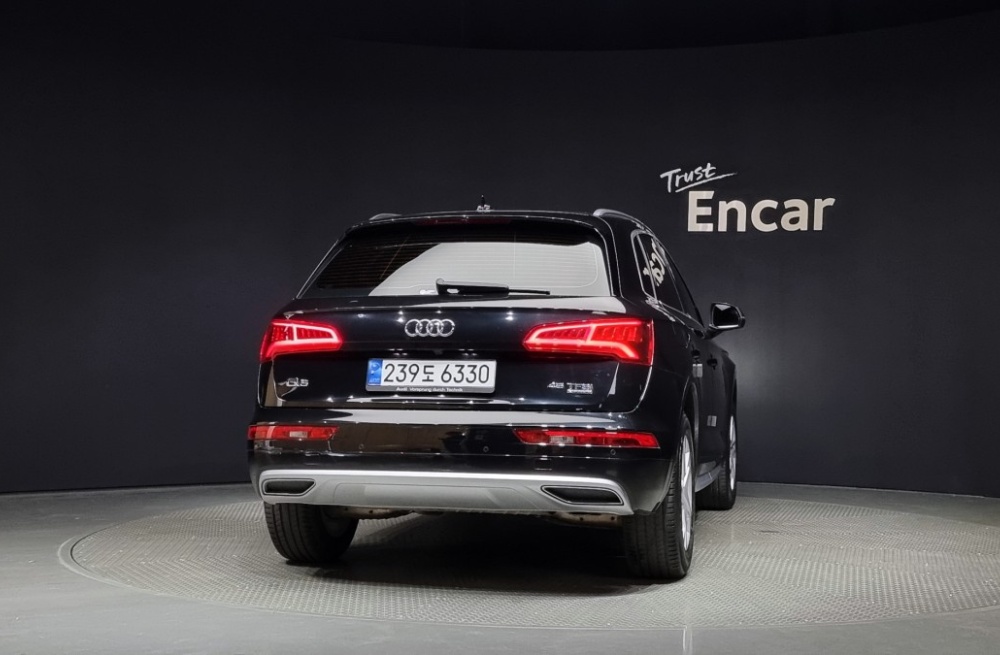 Audi Q5 (FY)