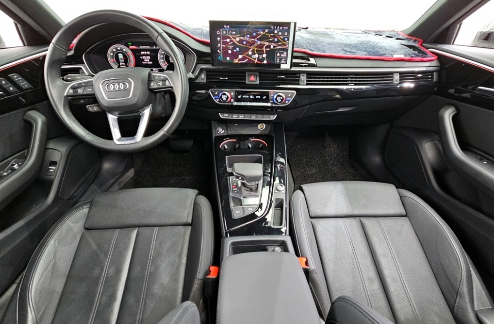 Audi A4 (B9)