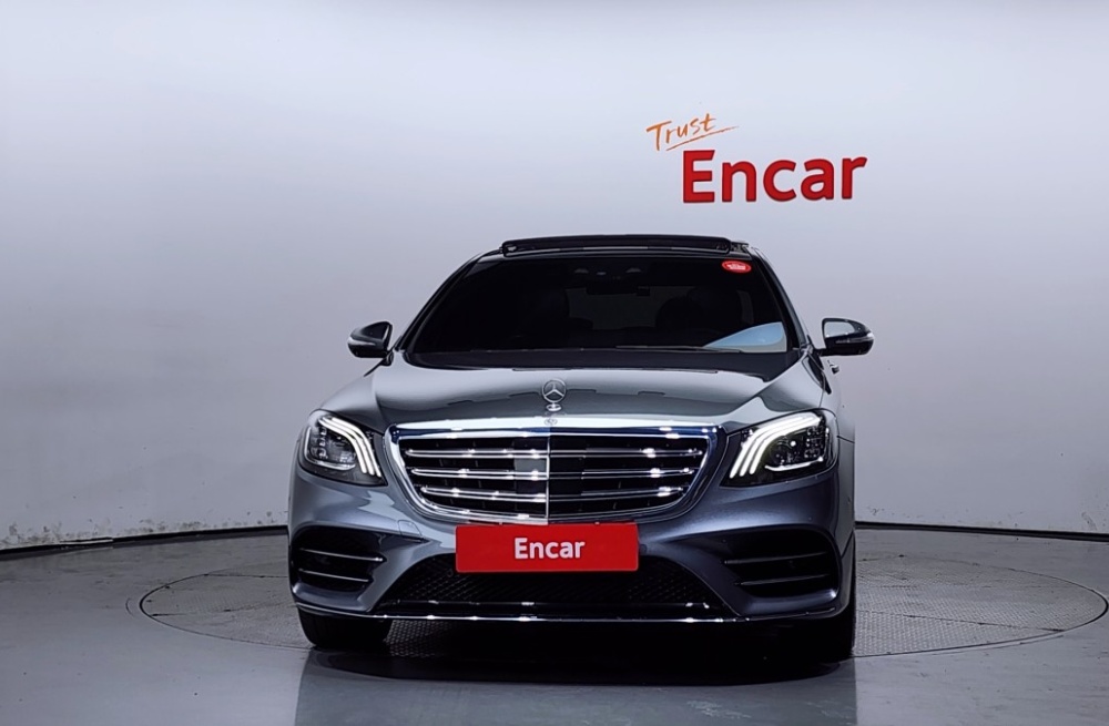 Mercedes-Benz S-Class W222