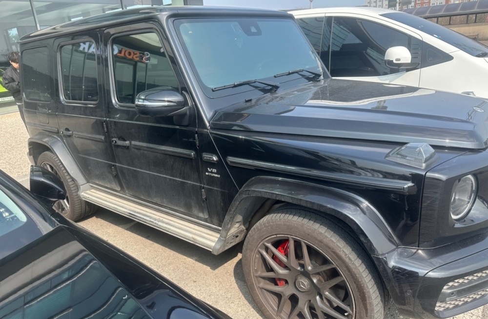 Mercedes-Benz G-Class W463b