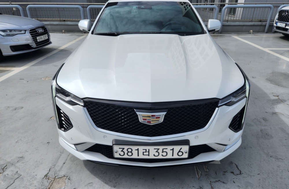 Cadillac CT4