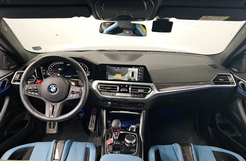 BMW M4 (G82)