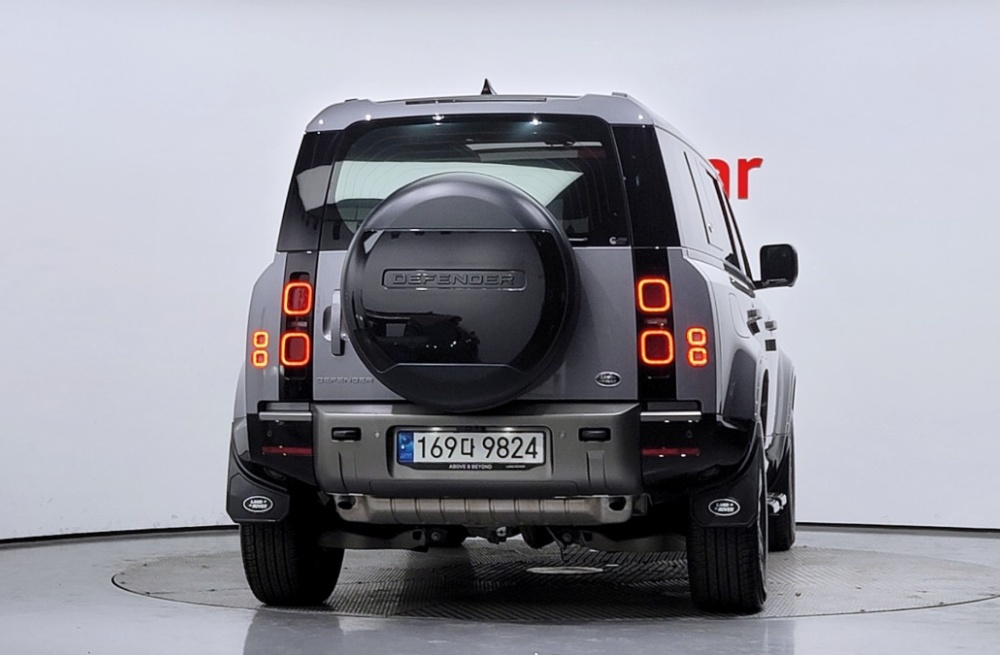 Land rover Defender (L663)