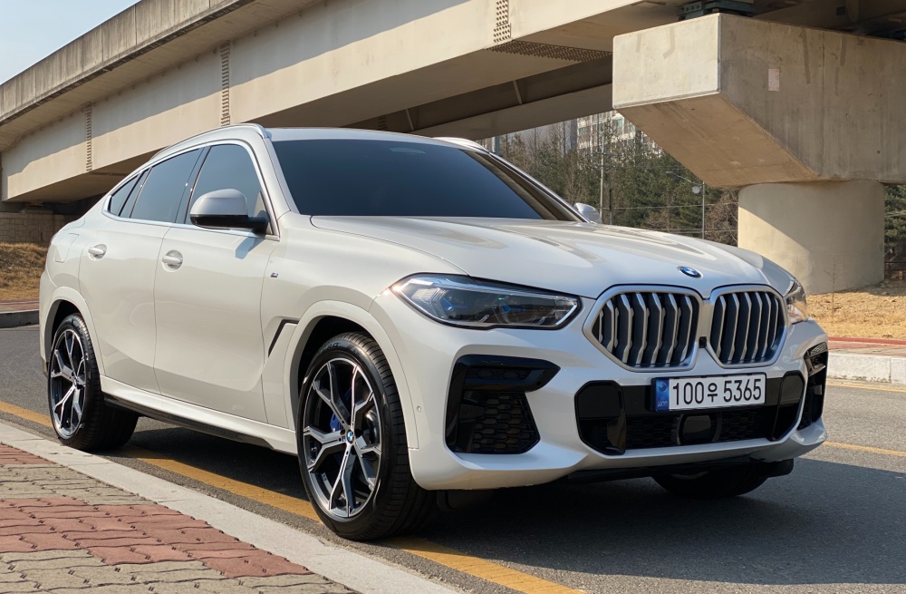 BMW X6 (G06)