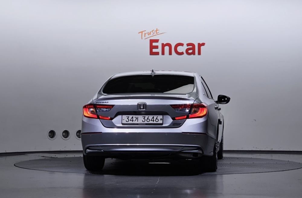 Honda Accord 10th Gen