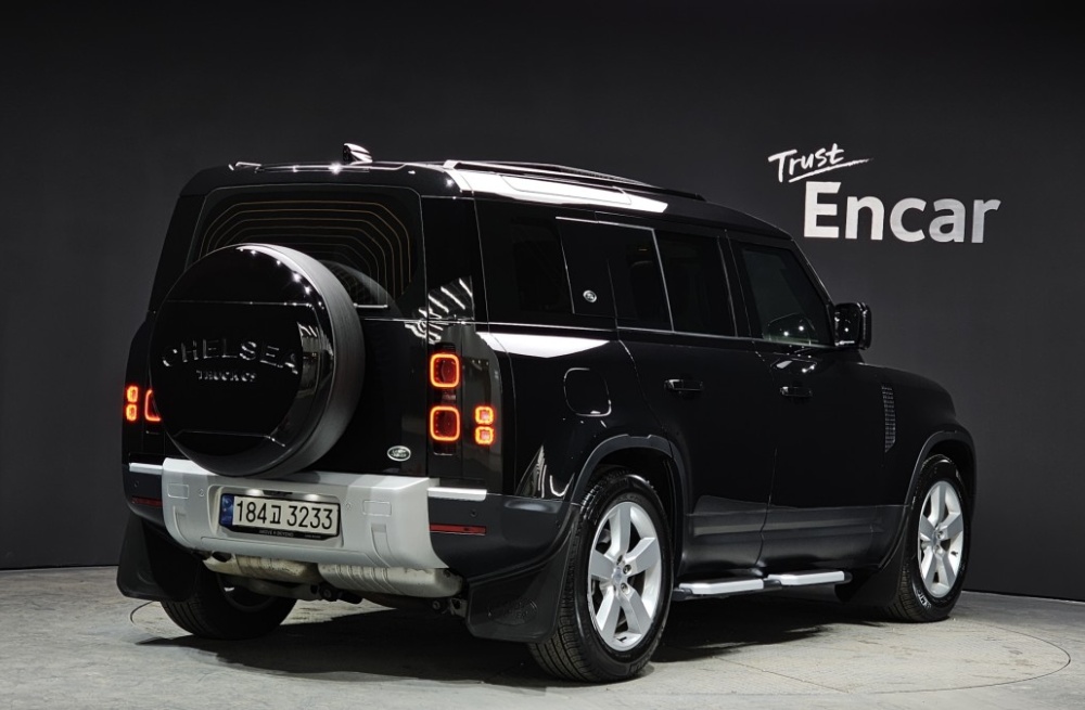 Land rover Defender (L663)