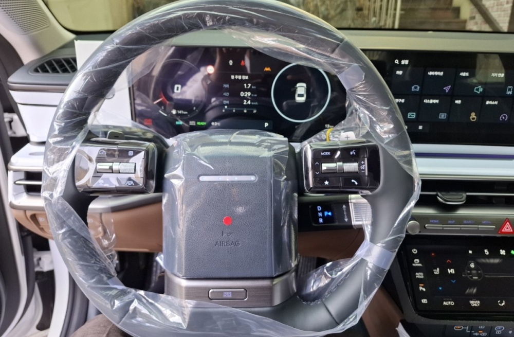 Hyundai Grandeur Hybrid (GN7)