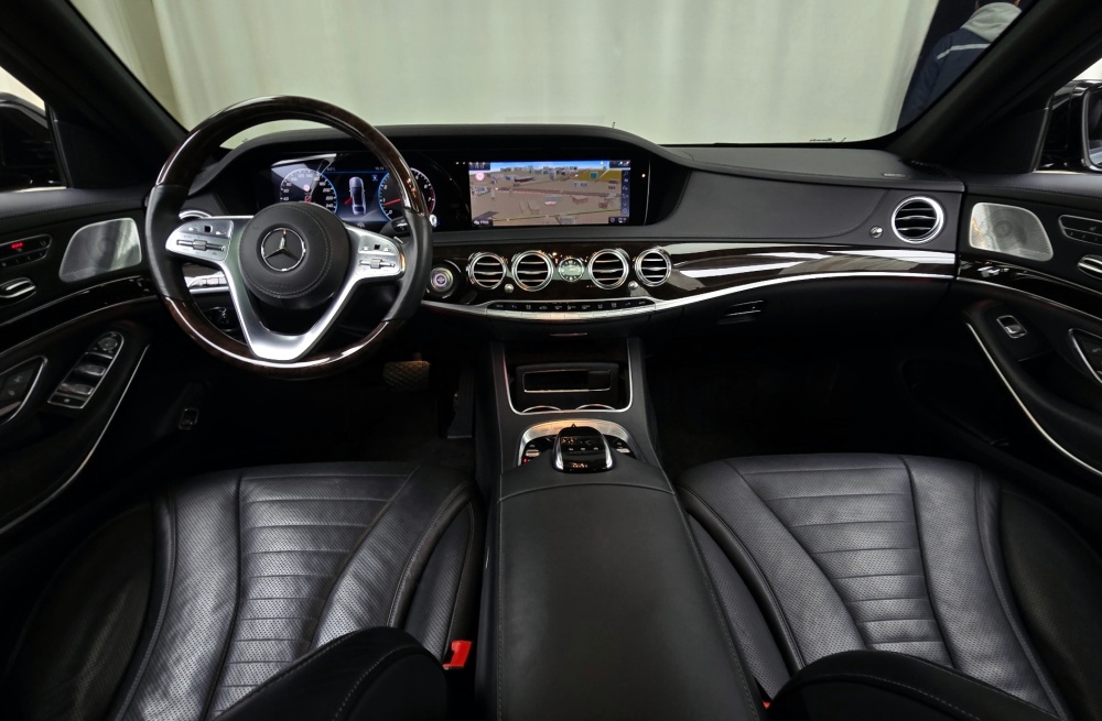 Mercedes-Benz S-Class W222
