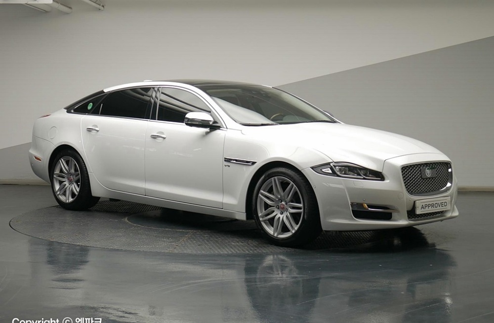 Jaguar All New XJ