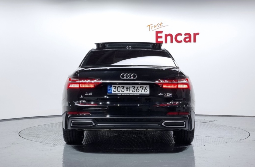 Audi A6 (C8)