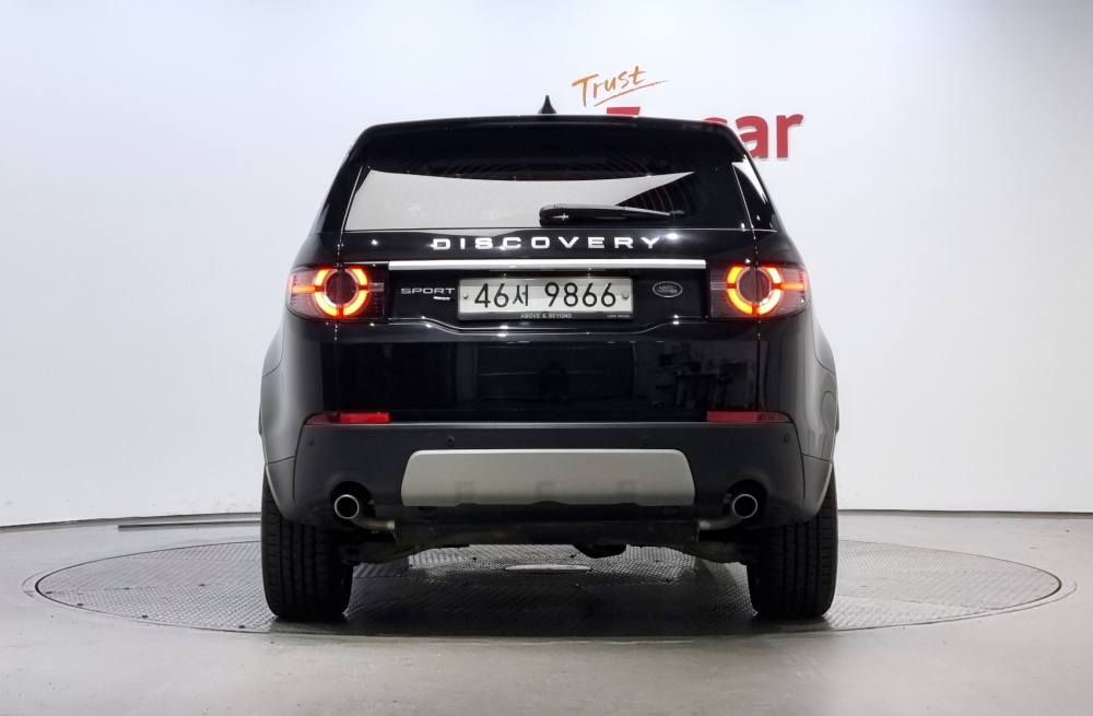 Land rover discovery sport