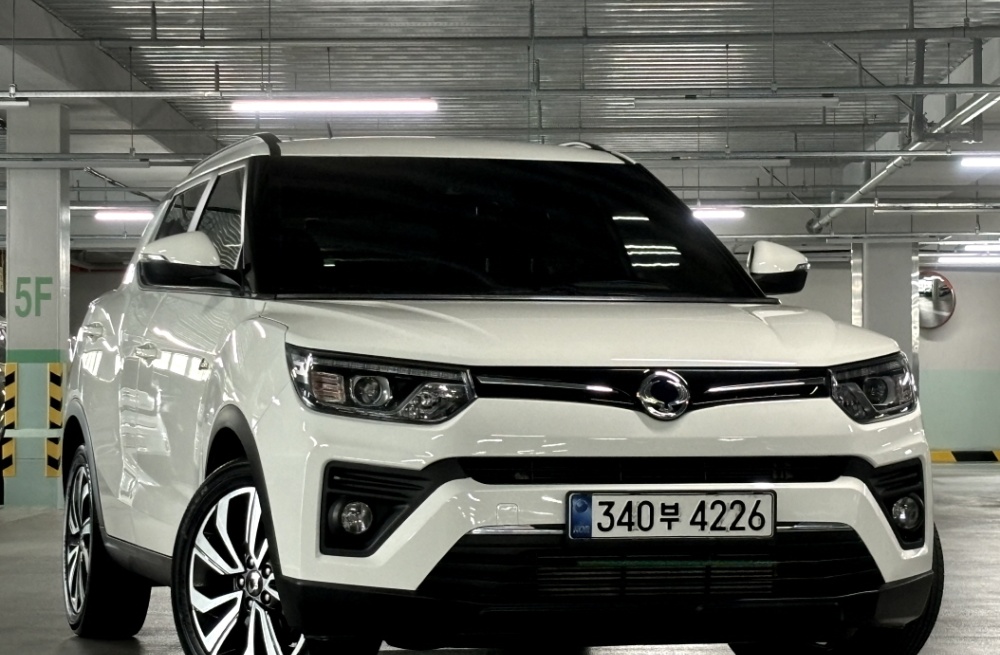 KG Mobility (Ssangyong) Very New Tivoli