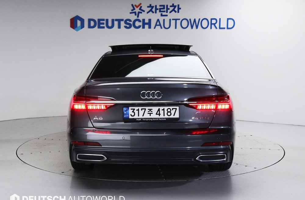 Audi A6 (C8)