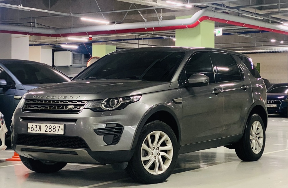 Land rover discovery sport