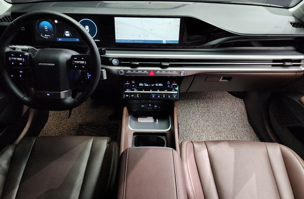 Hyundai Grandeur (GN7)