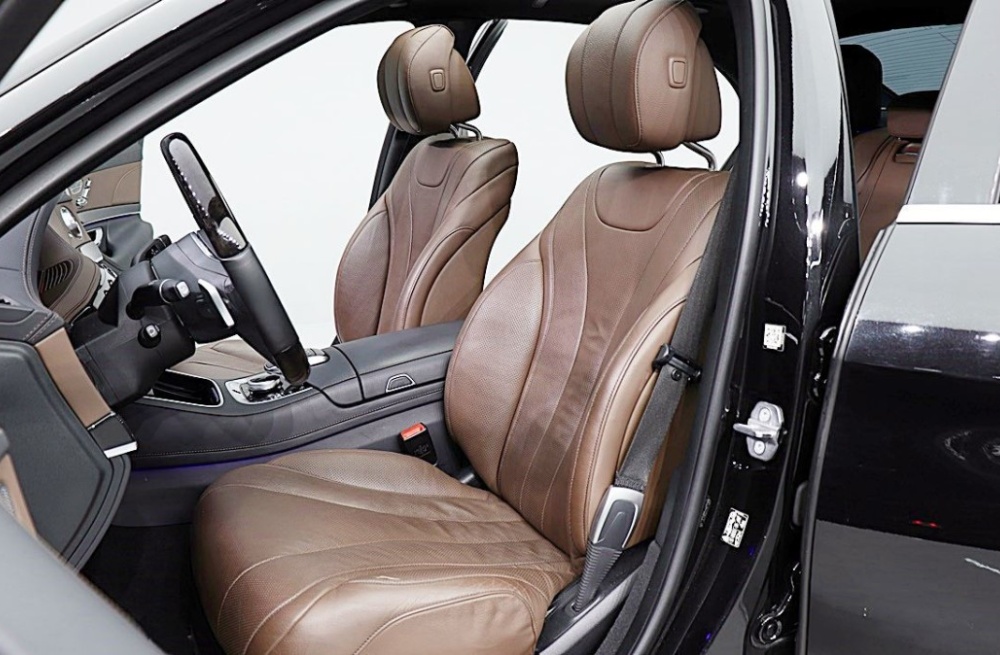 Mercedes-Benz S-Class W222