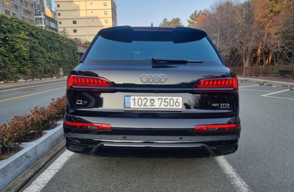 Audi Q7 (4M)