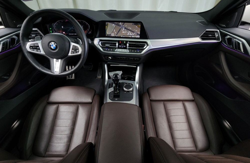 BMW 4 series (G22)