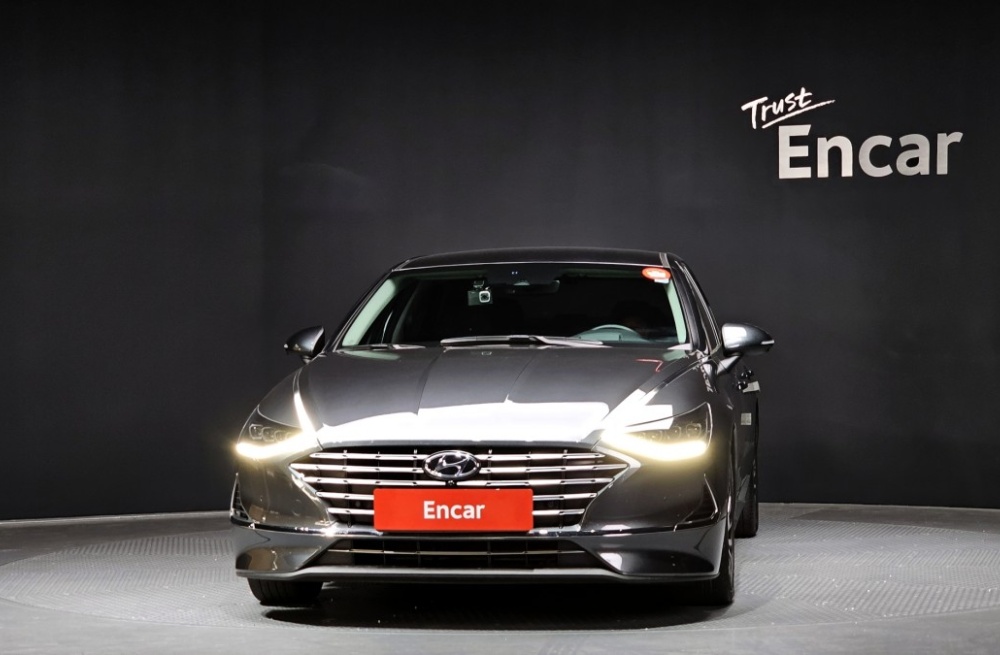 Hyundai Sonata Hybrid (DN8)