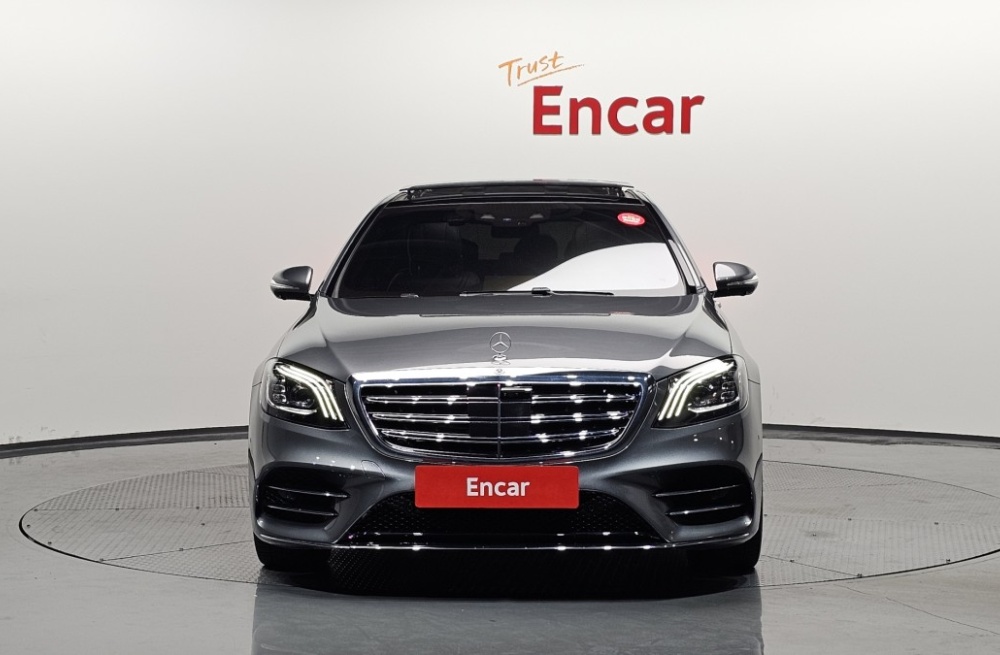 Mercedes-Benz S-Class W222