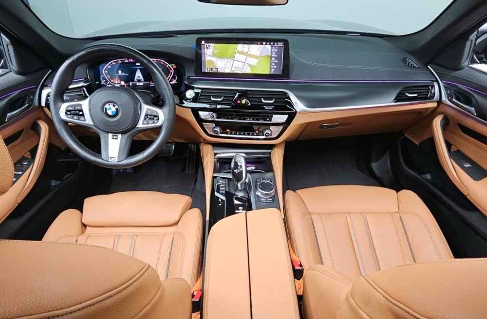 BMW 5 series (G30)