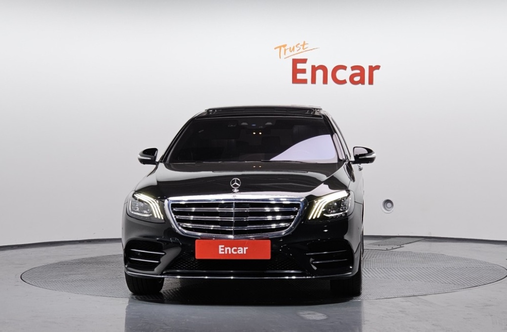 Mercedes-Benz S-Class W222